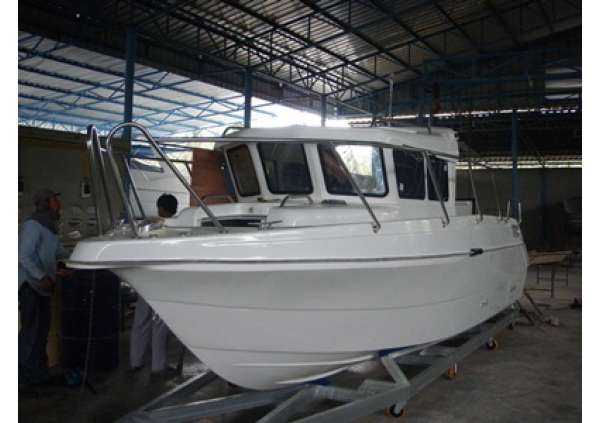 Adventure Yacht 30’