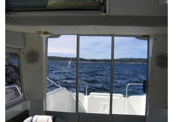 Adventure Yacht 30’