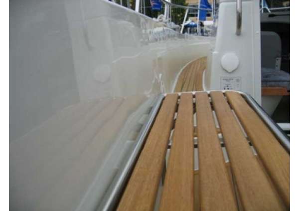 Adventure Yacht 30’