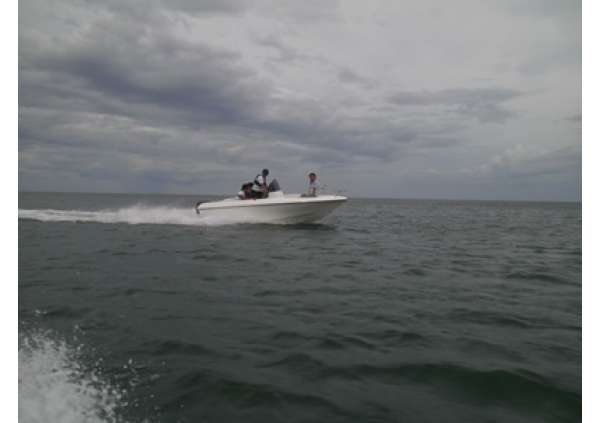 Monohull V15’