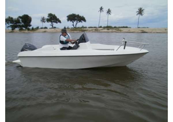 Monohull V15’