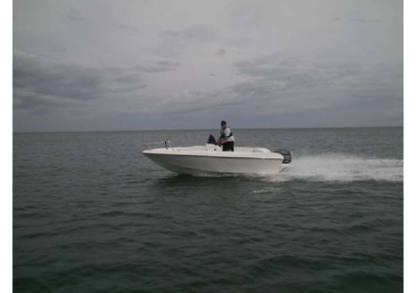 Monohull V15’