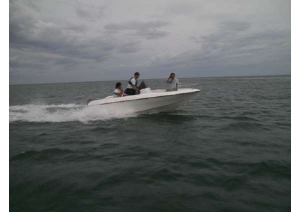 Monohull V15’