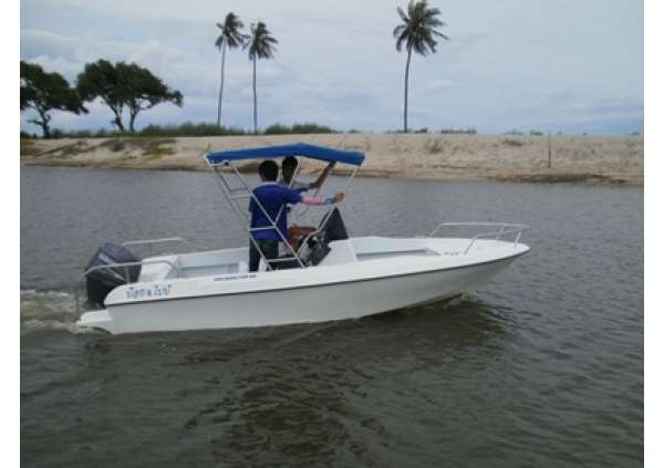 Monohull V19’
