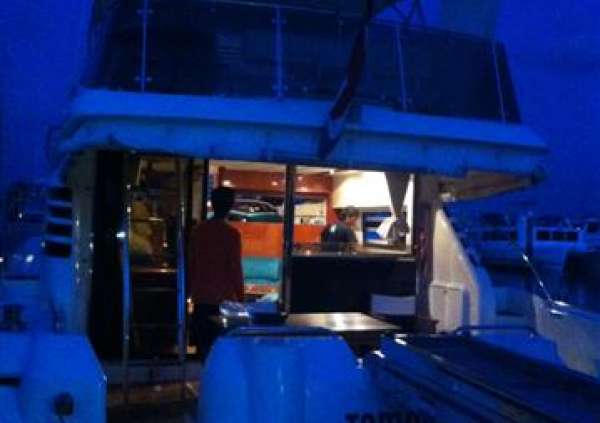 Fairline 64