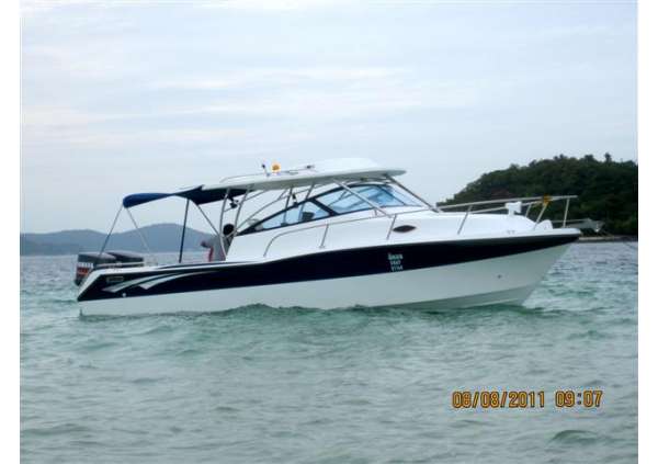 Yacht 29' with outboard 200x2 hp 0