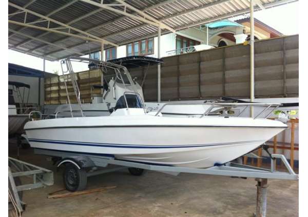 Monohull V19’