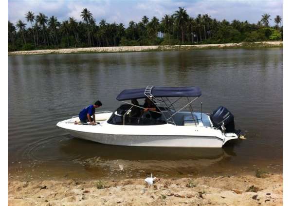 Monohull V19’