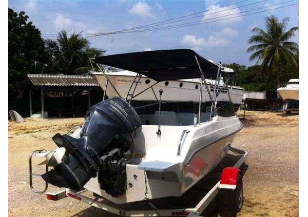 Monohull V19’