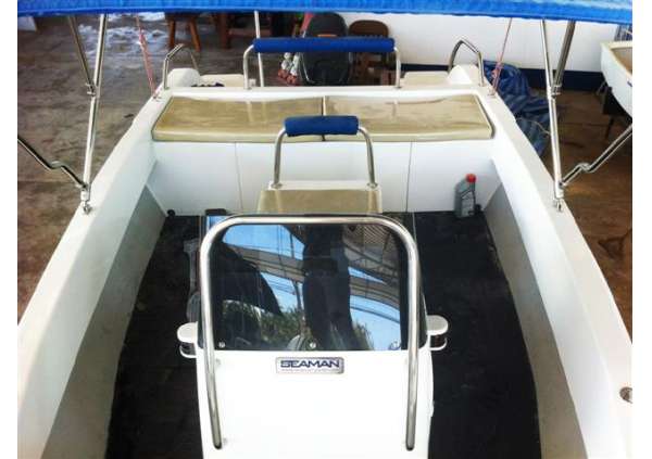 Monohull V15’